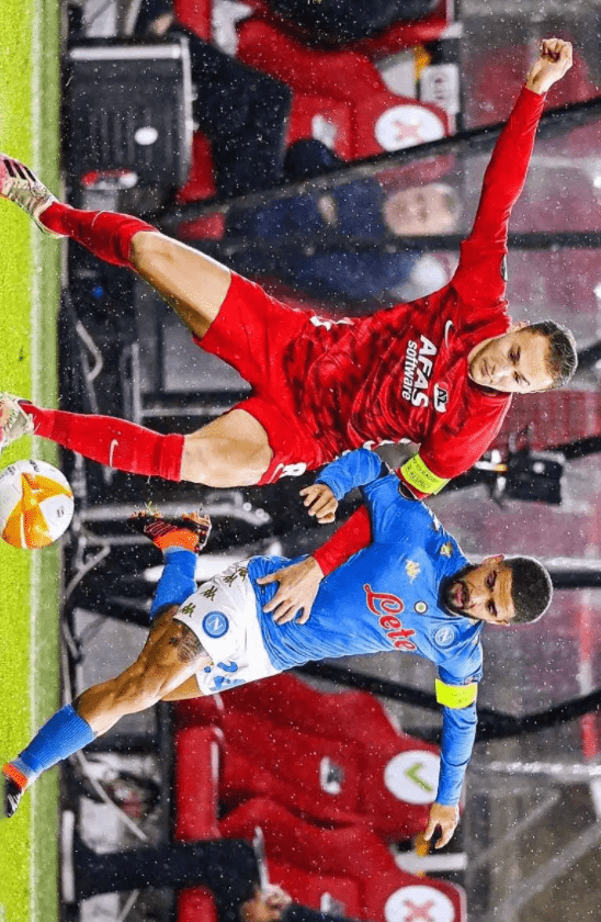 更是球迷与 更是球迷与