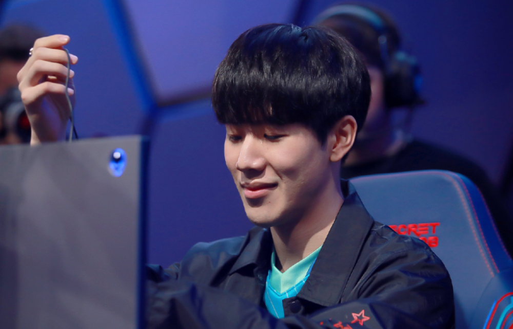 结果他连续 结果他连续