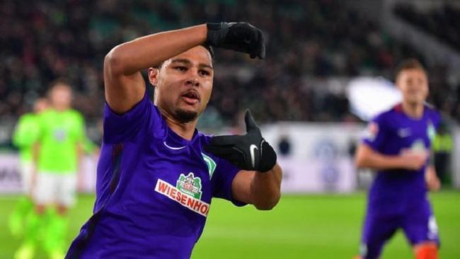 的排名更高 的排名更高