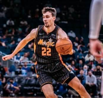 得冠军的高 得冠军的高