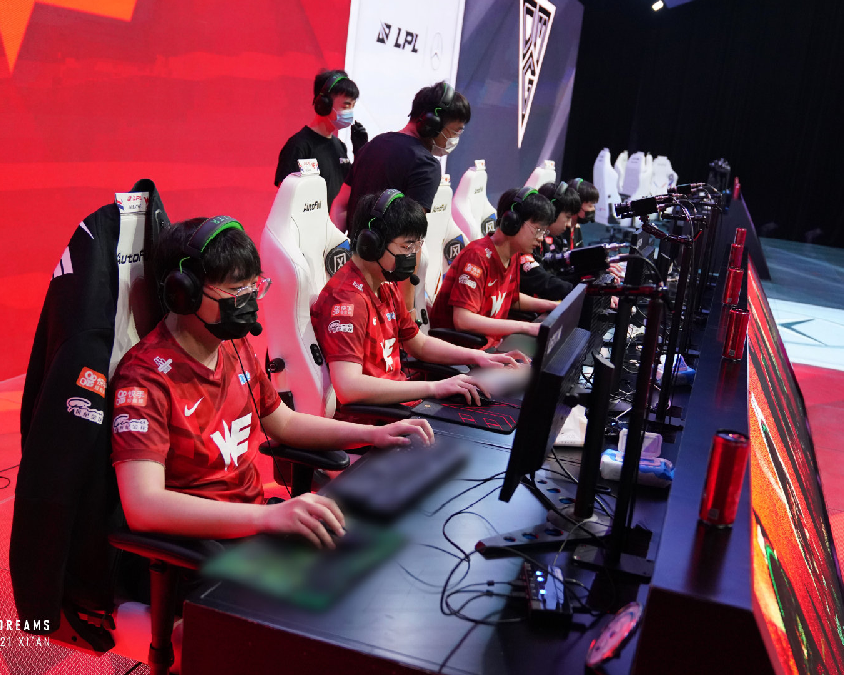 而朱婷正是 而朱婷正是