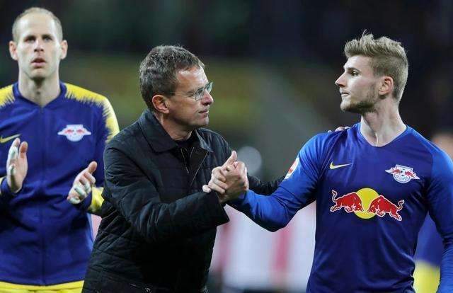 数据驱动的 数据驱动的